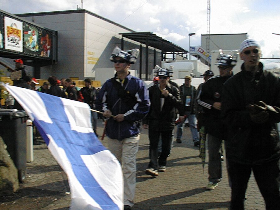 18 Finske fans.jpg